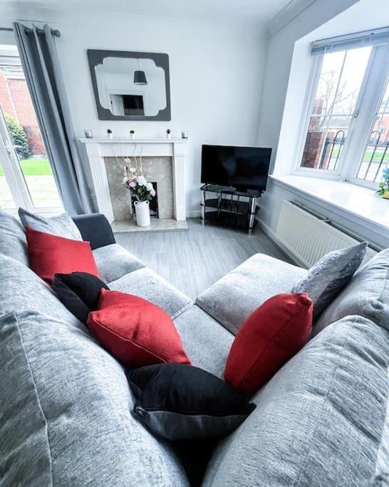 Spacious 6 Bedroom House Near City Centre バーミンガム エクステリア 写真
